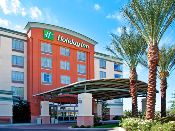 Holiday Inn & Suites Phoenix Airport